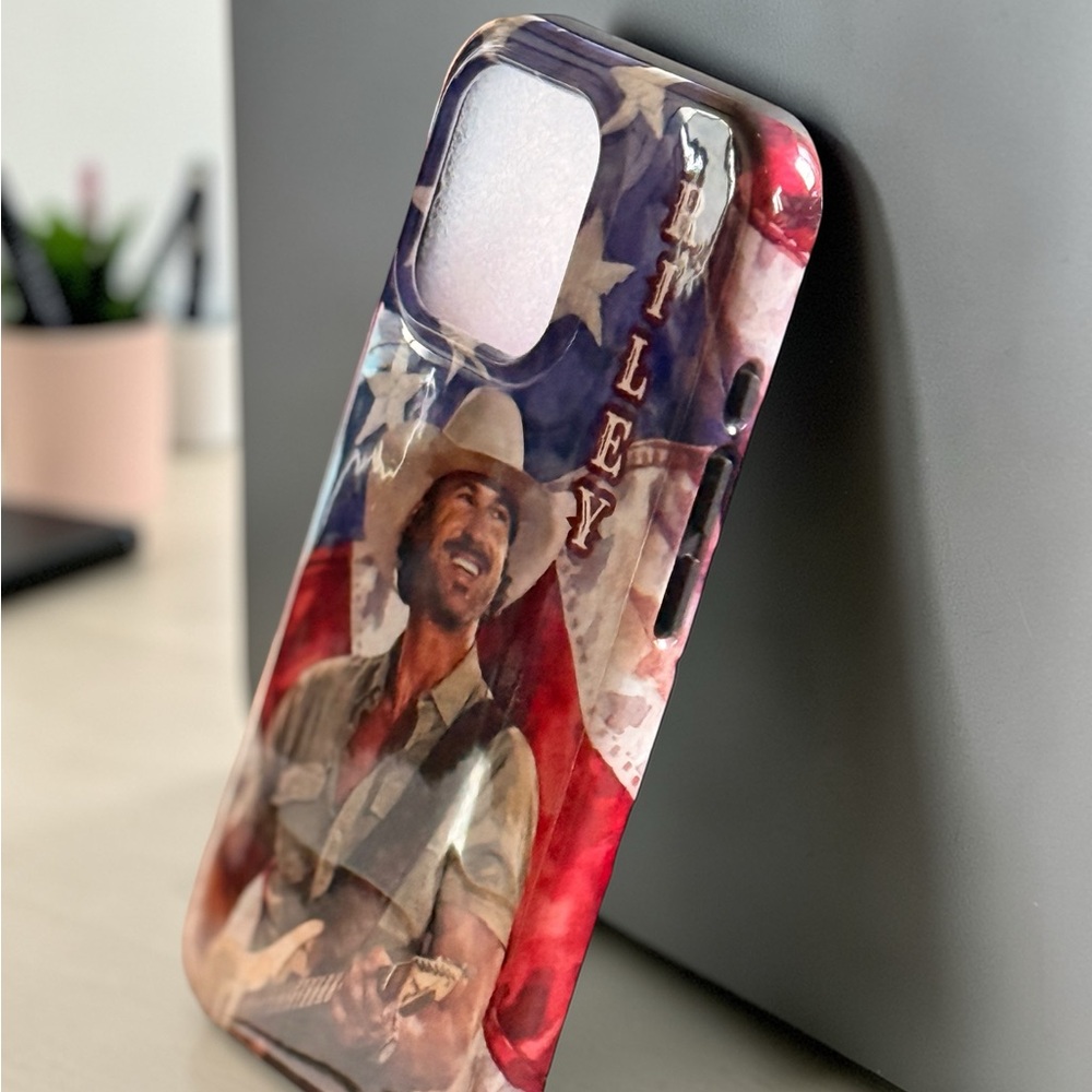 2 in 1 Riley Green - Country Music Inspired iPhone Case - Picture 3 of 4